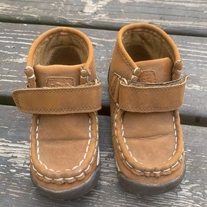Carter’s Toddler boot, size 7